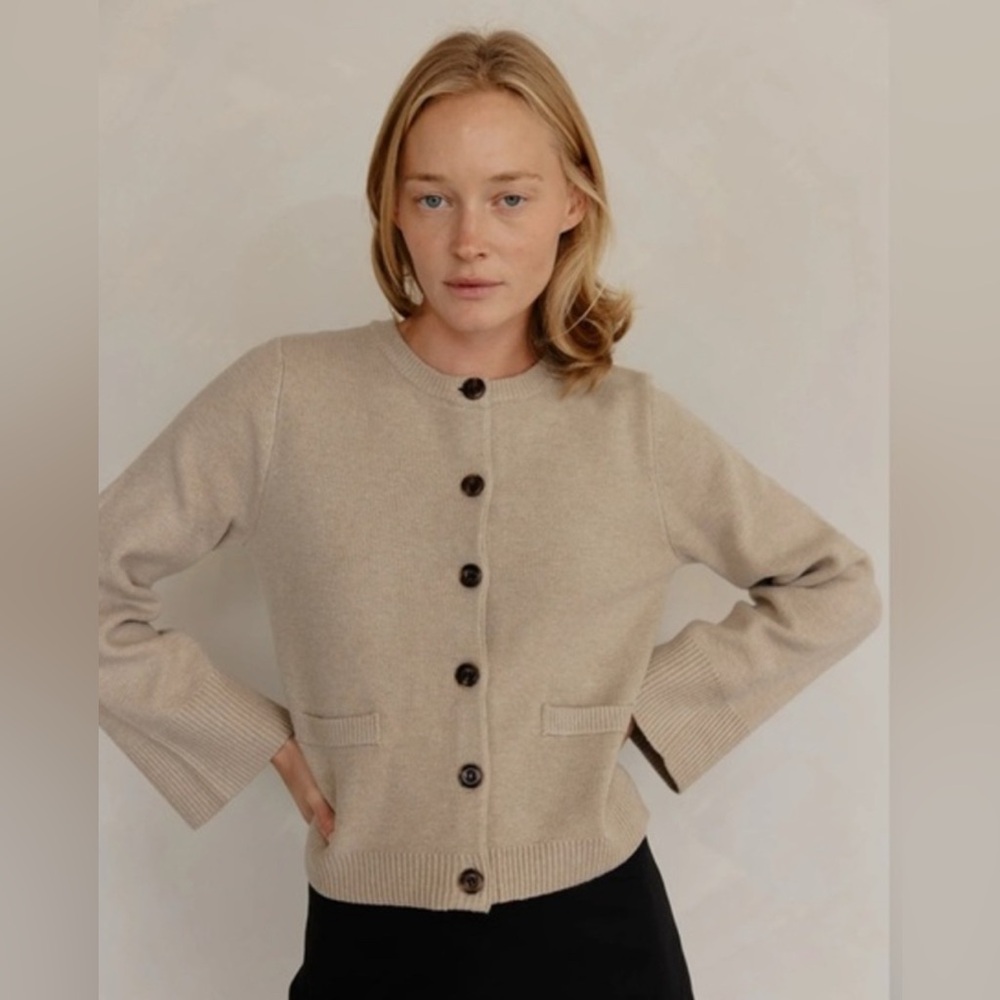 Mod Ref The Tyler cardigan sweater in oatmeal